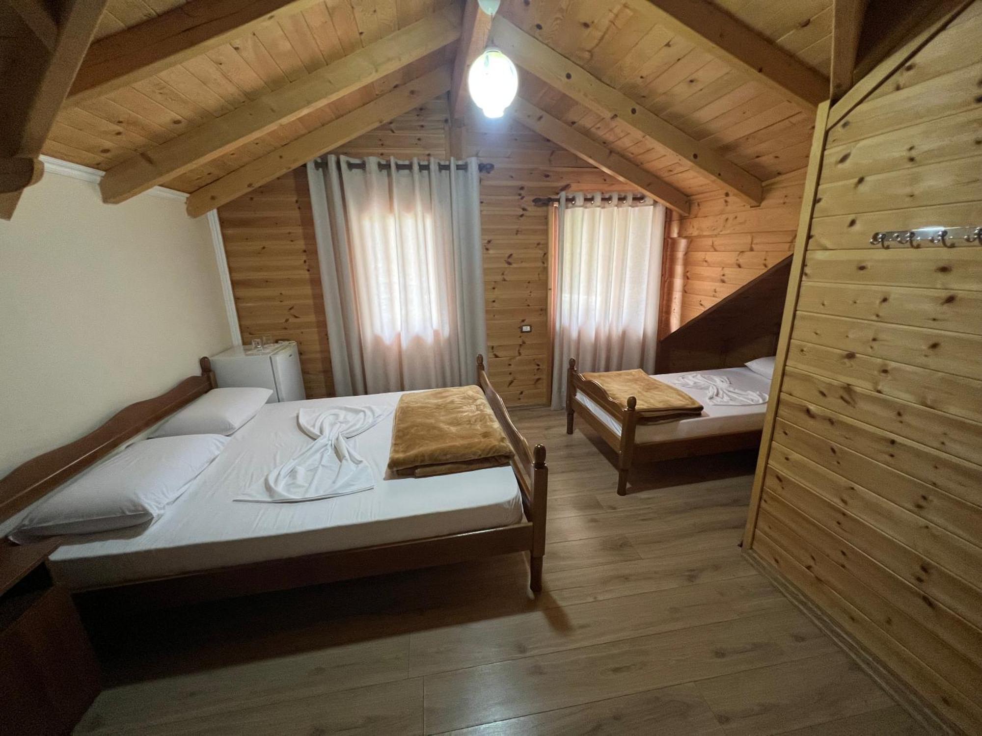 Vila Pepaj Razem Экстерьер фото